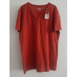 Men's T-shirt plain bordeaux with buttons