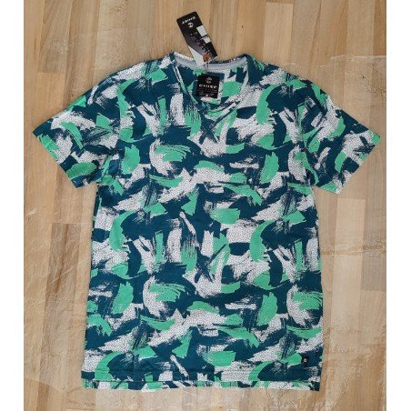 T-shirt gekleurd