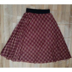 Ladies skirt folded burgundy